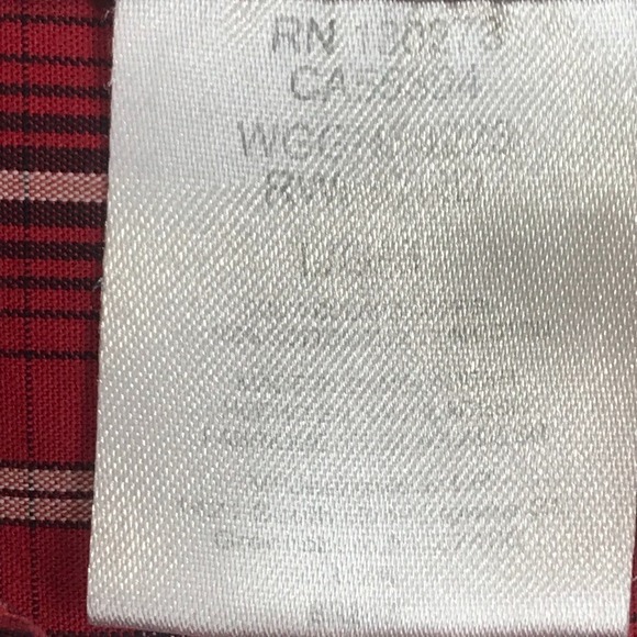 Wrangler Rugged Wear Shirt Size L Wrinkle Resist Long Sleeve Red Plaid - Picture 8 of 10